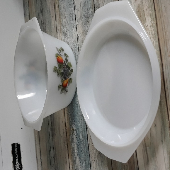 Vintage oven ware Fruit Motif 2pc - Picture 5 of 5